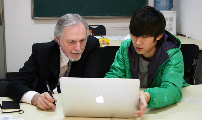 一流的中韩意师资力量,确保语言近百分百的达标率。